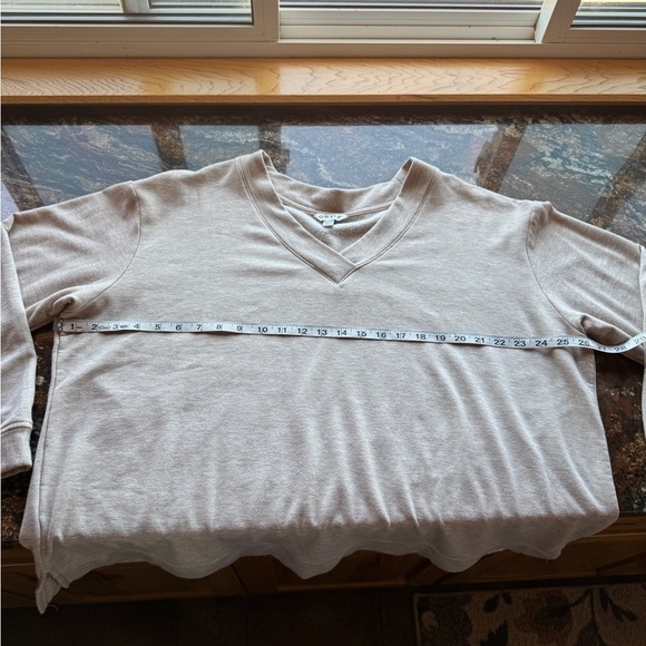 Orvis Beige Casual Sweater - Picture 5 of 5